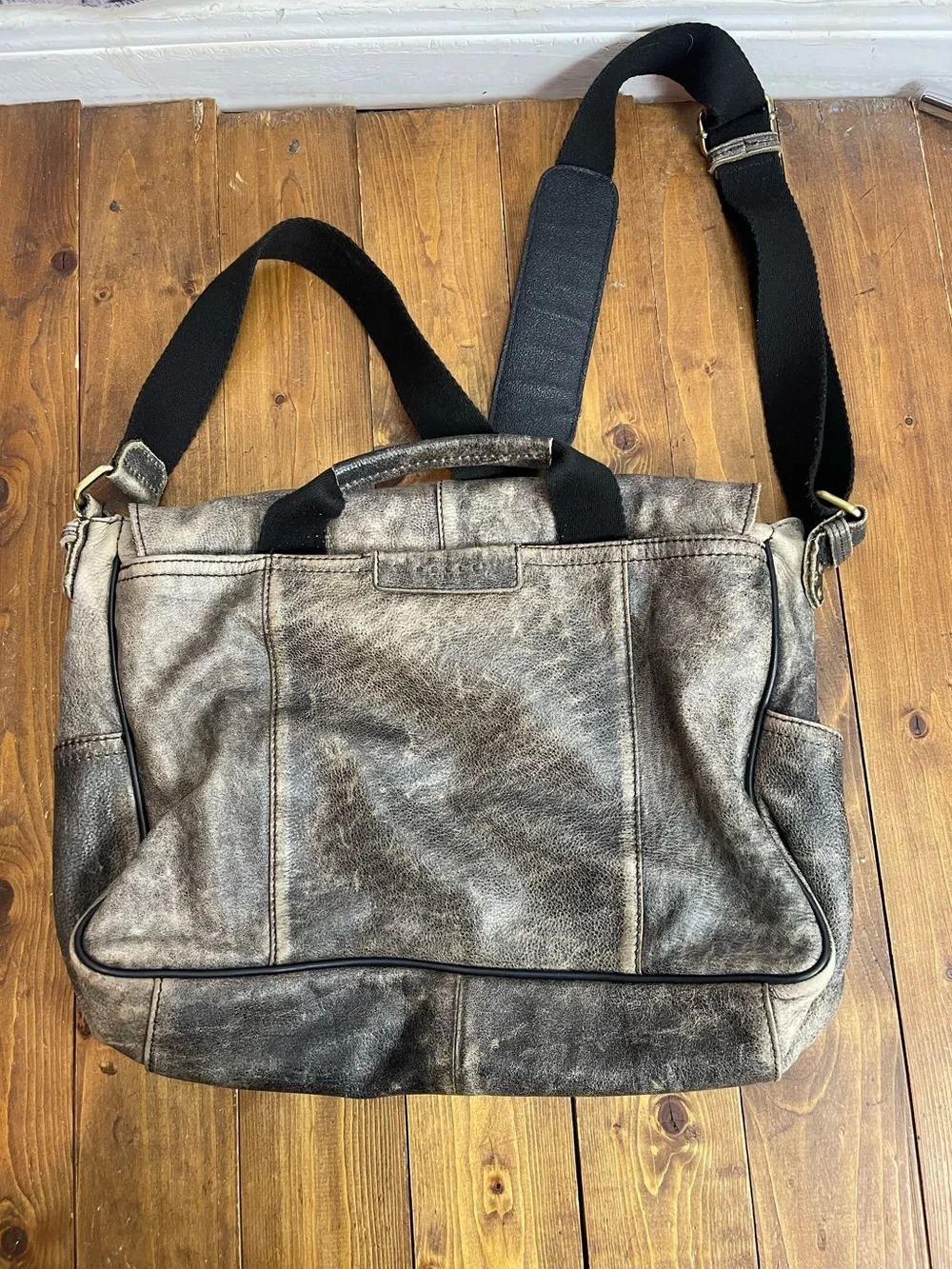 Pelle Studio black rivet distressed leather messenger bag